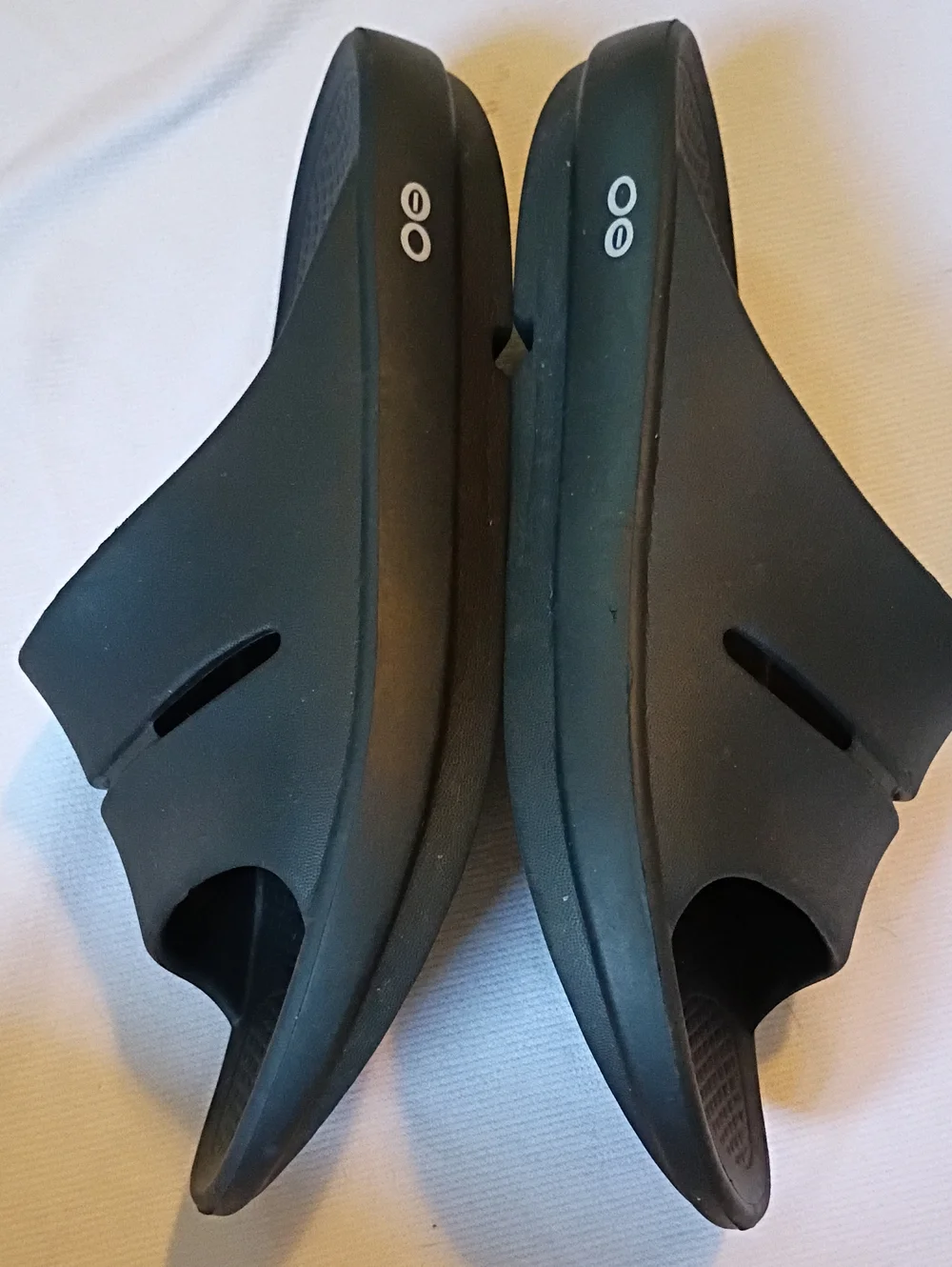 OOFOS Women’s OOlala Slide Sandals - Black